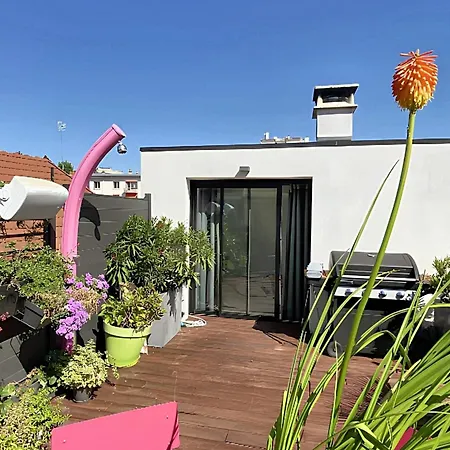 Βίλα Large With Pool In - Welkeys Châtillon